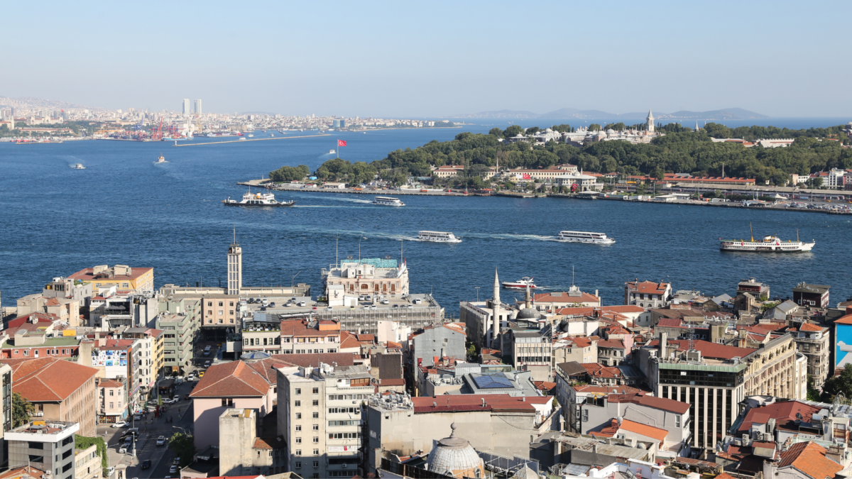 Karaköy Sokakları | Öğle Grubu - Cumartesi